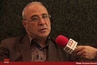 رئیس جمهور با اصرار بر تشکیل وزارت بازرگانی، مدیریت بازار را رها کرده است