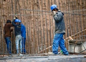 عدم تصویب حق مسکن ۲۰۰ هزار تومانی کارگران، ۲۸۰۰ میلیارد تومان به معیشت آنها ضرر زد