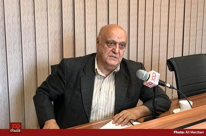 افزایش صادرات در شرایط کاهش ارزش پول ملی نشان دهنده قدرت اقتصادی کشور نیست