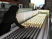 لامپهای بی کیفیت چینی کمر تولید کنندگان داخلی را شکسته/ جنگ قیمتی شدیدی با لامپهای چینی داشتیم