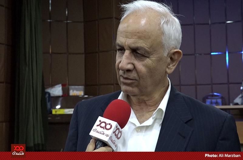 صادر کنندگان هیچ حمایتی نمی‌شوند/ وزارت امور خارجه باید حامی صادر کنندگان باشد