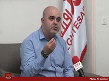 مگر اداره کردن ۲۵۰۰ مجموعه مرغ تخم گذار چقدر سخت است که هر روز یک بخشنامه می‌دهید؟