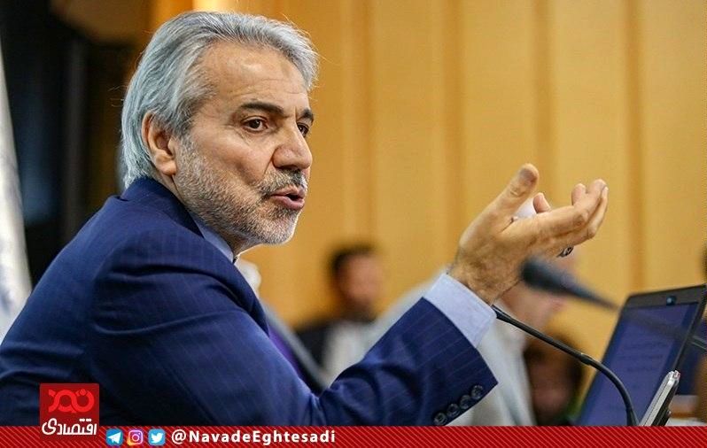 اجازه واردات یک کپسول را هم به ما نمی‌دهند