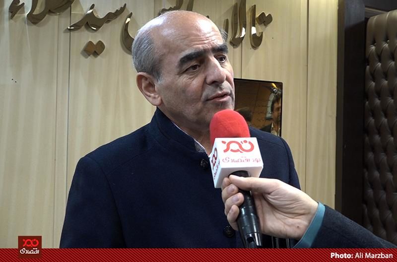 وزارت صمت باید سبد مدیریت اقتصادی کشور را از دست دولت خارج کند