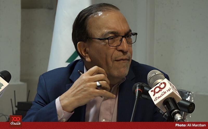 وزارت صمت زمانی که مسئول قیمت گذاری خودرو بود، نتوانست به بازار سر و سامان دهد