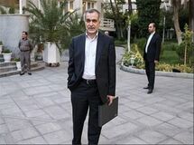 به خاطر حسنات و خیراتی که انجام دادم در زندان هستم