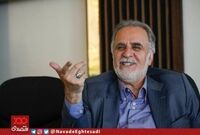 جلسات سران قوا با فاصله زیاد برگزار می‌شود و به خروجی نمی‌رسد/ دولت برای حل مشکل ۶۰ میلیون نیازمند به یارانه معیشتی، منفعل عمل می‌کند