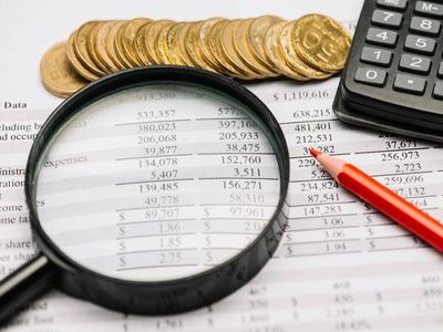 بی‌توجهی عمدی دولت به مصوبه اخذ مالیات از خودروها و خانه‌های لوکس/ ۸ ماه گذشت اما آیین‌نامه اجرایی ابلاغ نشد