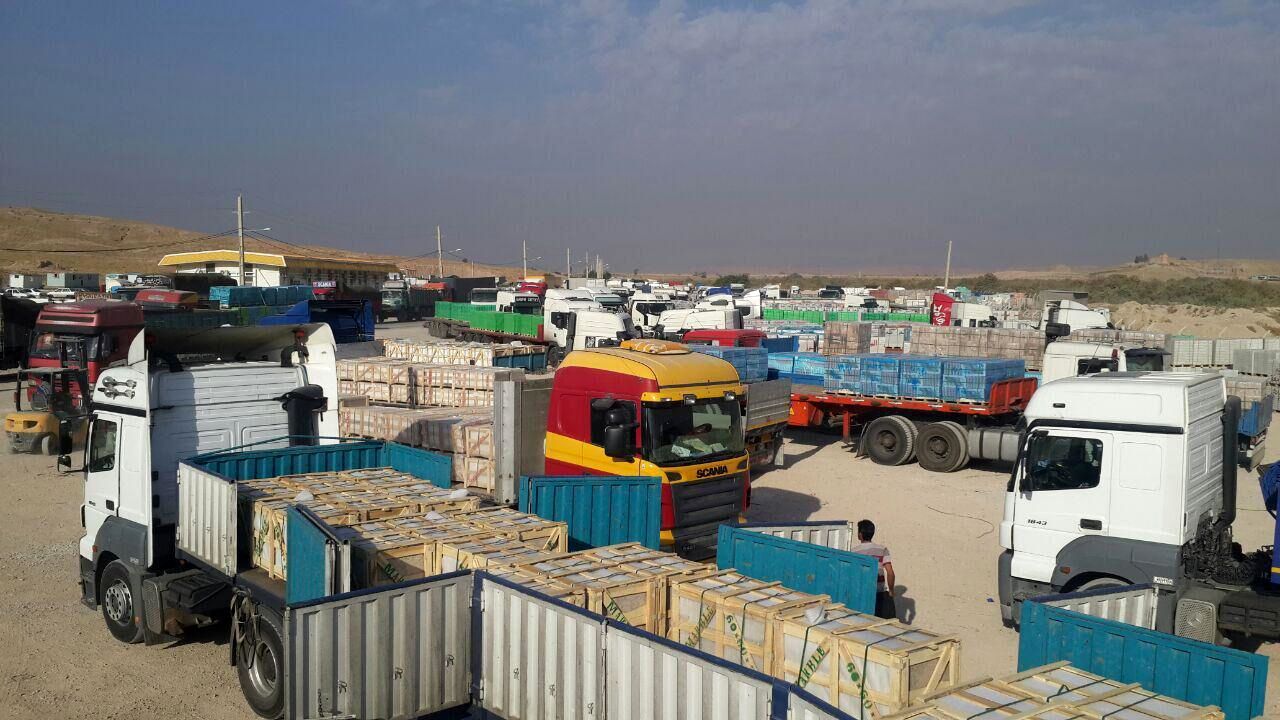 آذربایجان، کامیونهای ایرانی را در مرز آستارا معطل میکند