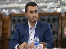 آقای همتی جای بیان نظرات تخصصی درباره بودجه در کمیسیون تلفیق است نه رسانه‌ها