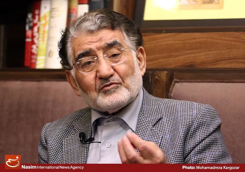 در ماههای آینده شاهد تورم دو رقمی و گرانی شدید کالاهای اساسی خواهیم بود