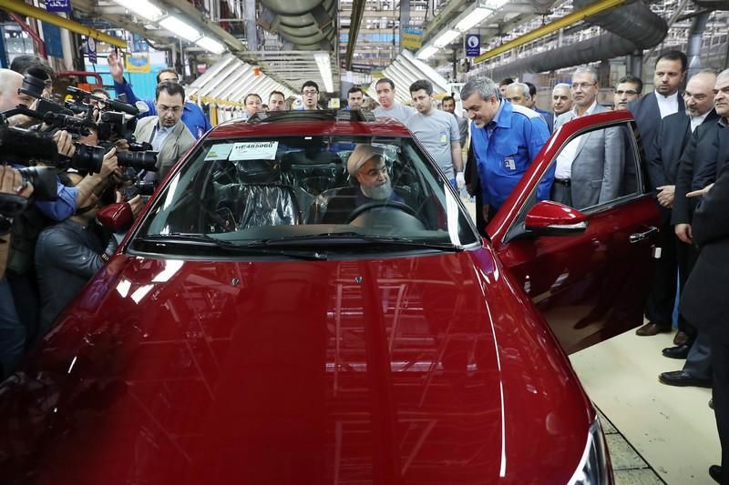 ایران خودرو پژو 2008 را 30 میلیون بیشتر از قیمت جهانی میفروشد!/ نخستین خودروی پسابرجامی در انگلستان 70 میلیون تومان است!