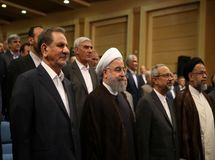 انتخاب مجدد روحانی سقوط 41 درصدی تعداد معاملات بورس و افت 36 درصد ارزش معاملات بازار سرمایه را رقم زد!+ جدول