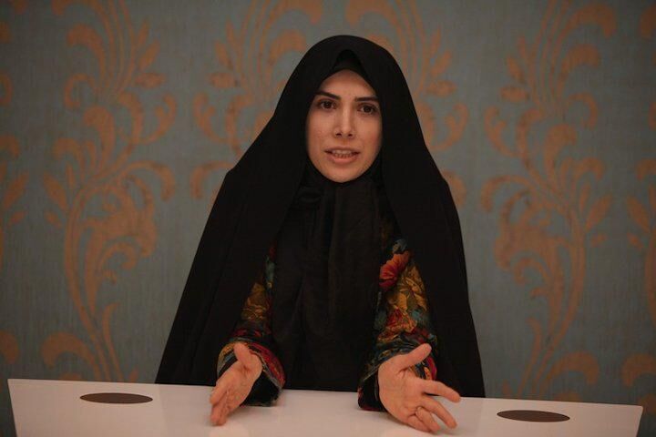 تشکر دختر مدیرنجومی بگیر دولت روحانی از آخوندی!/ دختر صفدرحسینی: به خاطر انتخاب خانم شرفبافی تشکر میکنم