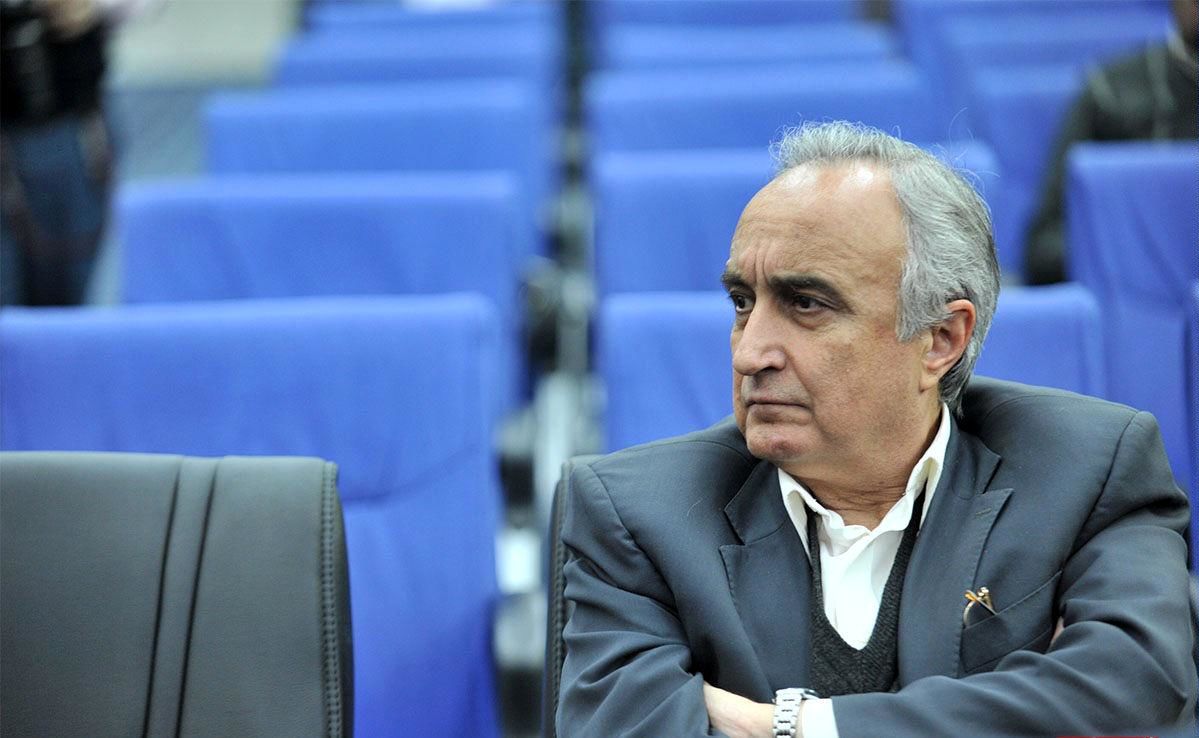 دولت روحانی امسال از قاچاقچیان هم خرید تضمینی گندم انجام داد!/ دولت با دامن زدن به کسری بودجه 15 هزار میلیارد تومان خرج خرید تضمینی گندم کرد