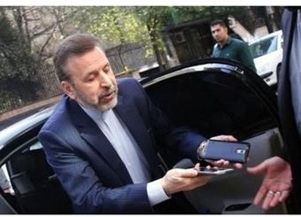وزیر ارتباطات با تاخیر انداختن در اجرای طرح رجیستری موبایل، قاچاقچیان را خوشحال کرد!