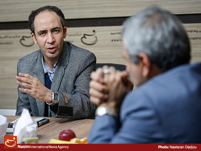 با آمدن نهاوندیان در معاونت اقتصادی رئیس جمهور تداخل در تصمیم گیری‌های اقتصادی دولت بیشتر شد/ هرچه سمتهای اقتصادی بیشتر شود، ناهماهنگی بیشتر می‌شود