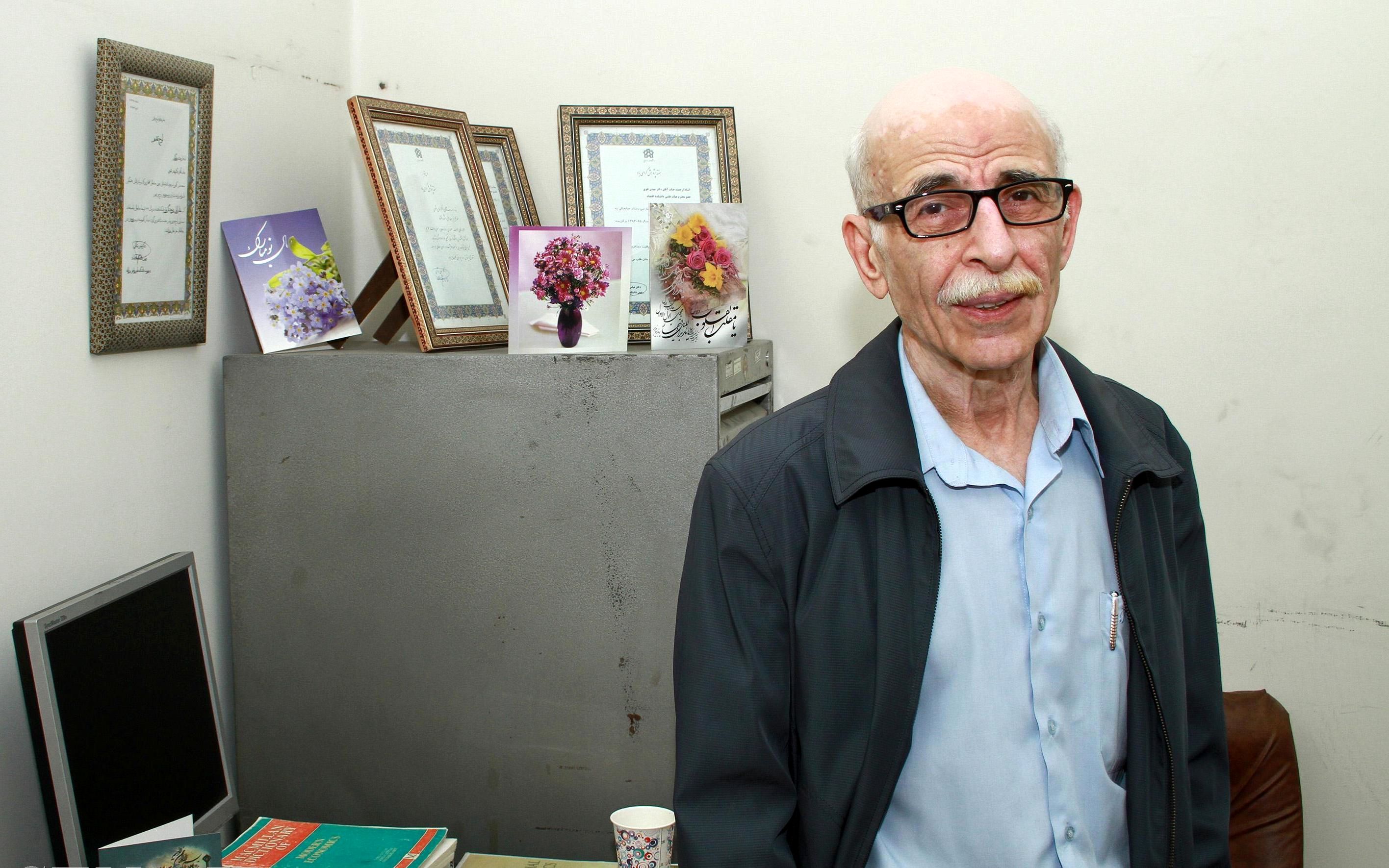 ایجاد معاونت اقتصادی نشان دهنده حجم فشارهای اقتصادی بر روی روحانی است/ نهاوندیان در دولت یازدهم هم مشاور بود و نقش پررنگی در تیم اقتصادی داشت