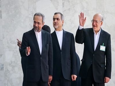 وضعیت صادرات غیرنفتی خراب است، اما دولت خودش را پشت آمار صادرات میعانات گازی، پتروشیمی و گاز طبیعی پنهان کرده است