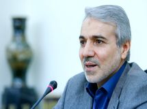 اقتصاد کشور نیاز به فرمانده ندارد/ اینکه همواره دنبال یک فرمانده بگردیم که بگوید گروهان به چب چب، اقتصاد راست، نمی‌شود!