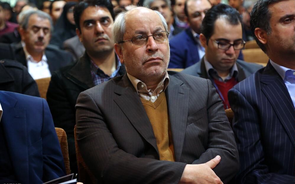 غیبت بحث برانگیز مسعود نیلی در همایش بانکداری اسلامی/ محمد نهاوندیان کاپیتان اقتصادی دولت است!