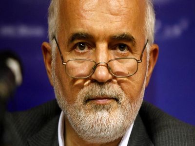 مردم نرخ‌های رسمی تورم و بیکاری را باور ندارند/ نرخ تورم مستضعفین بسیار بالاتر از نرخ تورم متوسطی است که دولت اعلام می‌کند