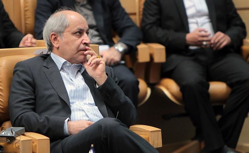 حمایت مسعود نیلی از مهره دربار پهلوی و حمله به دستاوردهای انقلاب اسلامی!