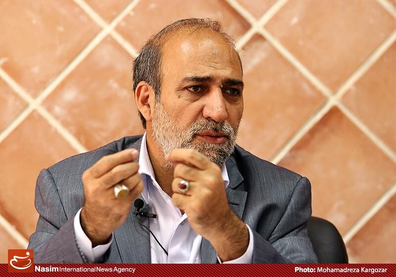 تا رئیس جمهور رهبر تیم اقتصادی نشود اصلاح وضع اقتصادی کشور شوخی است!