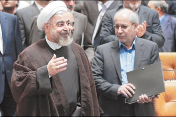 نقدی بر وعده سرِکاریِ نهاوندیان، ربیعی و روحانی درباره فقر مطلق!