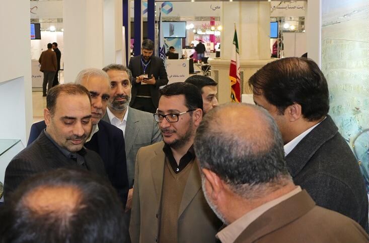 دولت 30 هزار میلیاردتومان به ما بدهکار است/ فقط حقوق شهریور ماه بازنشستگان را ندادیم