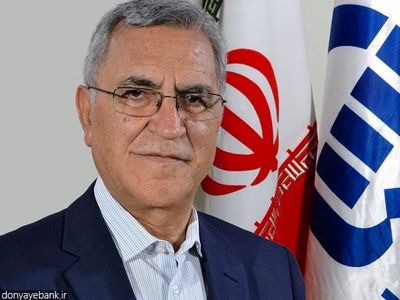 دری اصفهانی با تایید چه کسی وارد صنعت بیمه شد؟