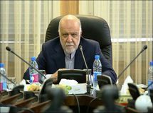 مشکلاتی در جابه جایی درآمدهای حاصل از فروش نفت وجود دارد