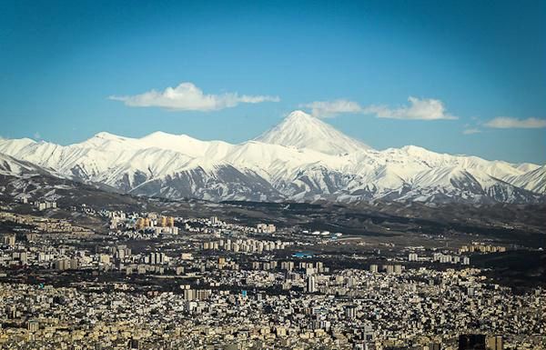 پیش بینی آسمانی صاف همراه با افزایش دما برای استان تهران