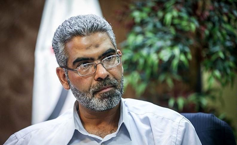 دولت درآمدهای ارزی را به حال خودش رها کرده/ گرانی دلار حتما بر تورم اثر میگذارد/ سازمان مالیاتی باید با وضع مالیاتهای سنگین جلوی خرید و فروش دلار را بگیرد