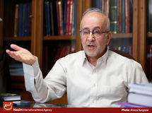 گرانی دلار در اقتصاد ایران منجر به افزایش صادرات نمی شود/ افزایش قیمت ارز برای اعضای اتاق بازرگانی و برخی از دولتی‌ها استفاده رانتی دارد