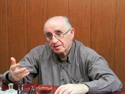 مرکز آمار باید در مورد آمار ایجاد یک میلیون شغل در 9 ماه اول امسال پاسخگو باشد/ باید بگویند این آمار را چگونه به دست آورده‌اند