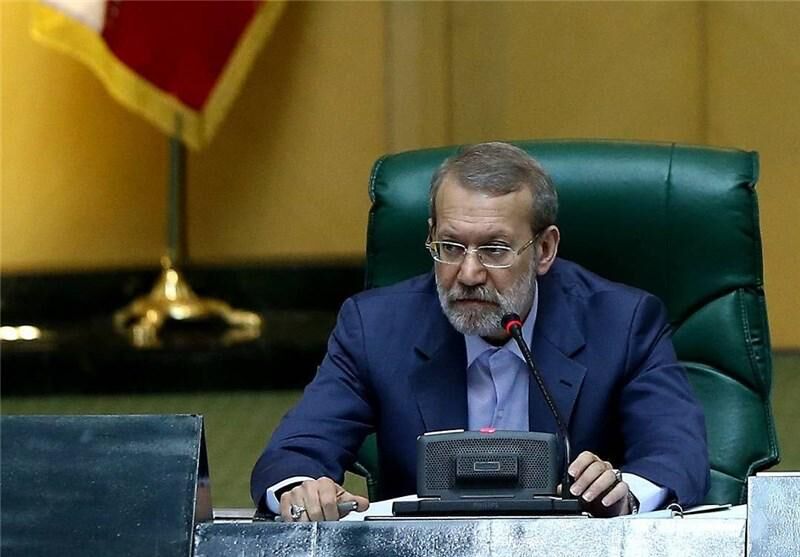 خبری از رئیس مجلس نیست!/ سکوت عجیب علی لاریجانی در برابر دلار 5000 تومانی!
