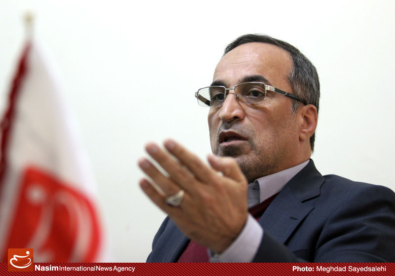 دولت هیچ استراتژی و برنامه اقتصادی جدی را دنبال نمیکند/ ادبیات اقتصادی رئیس جمهور در سه سال آینده باید تغییر کند