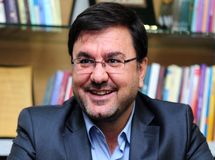 ممنوعیت واردات کالاهای مشابه تولید داخلی کار بیهوده‌ای است!/ حمایت از کالای ایرانی را نباید با افزایش تعرفه واردات محصولات مشابه داخلی تفسیر کرد