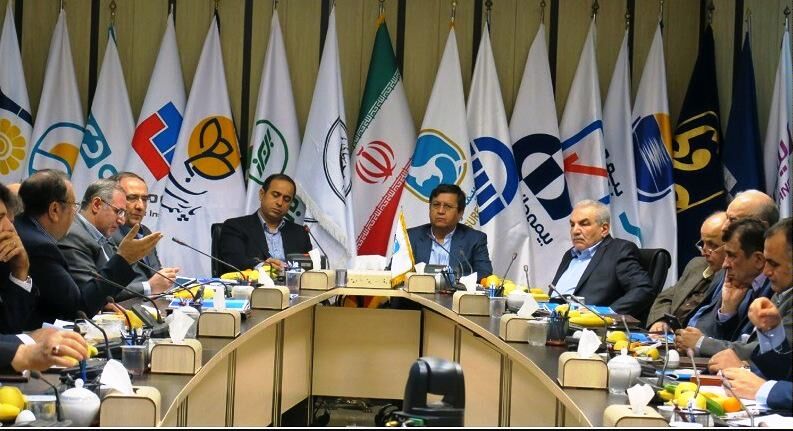 رئیس بیمه مرکزی و معاونانش علیرغم دعوت رسمی به جلسه نوروزی سندیکای بیمه نرفتند