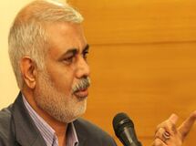 کریم، رئیس سابق دانشکده اقتصاد سیستان در گفتگو با «نود اقتصادی»: در ایران دارنده پراید و خودروی ۵۰۰ میلیون تومانی، هر دو بنزین ۱۰۰۰ تومانی میزنند!