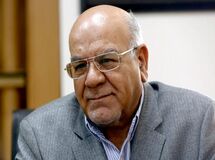فخریه کاشان نباید مثل دهه 70 قِسِر در برود/ نهادهای مسئول باید او را بابت معطل نگه داشتن صنعت هوایی کشور بازخواست کنند