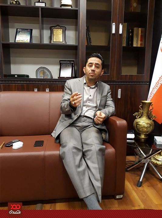 یکی از دلایل بحران ارزی امسال، تامین دلار برای مسافران خارجی است/ افزایش نرخ هتل‌ها تاپایان شهریور امسال منتفی است