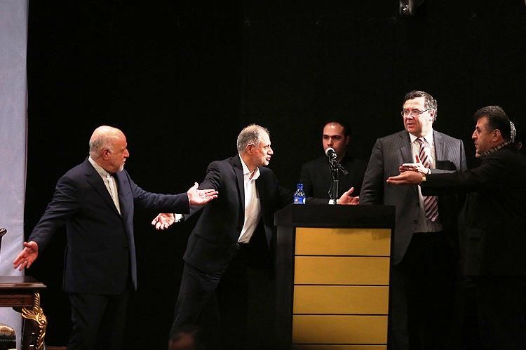 مشکلی از سوی خریداران اصلی نفت ایران وجود ندارد / تصمیم ترامپ بر مشتریان سنتی نفت بی اثر است