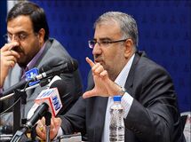باید در قرارداد با توتال، بندِ غرامت لحاظ می‌شد/ توتال با برنامه قبلی به فاز 11 پارس جنوبی آمد/ توتال هیچ وقت منافعش با آمریکا را به خاطر ایران به خطر نمی‌اندازد/ در 10 ماه حضورش در ایران، نه تکنولوژی آورد و نه سرمایه!