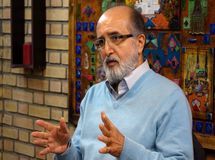 آقازاده‌ها با تماس تلفنی پدرشان وام میلیاردی می‌گیرند/ در هیچ کجای دنیا میزان سپرده معیار اعطای تسهیلات نیست