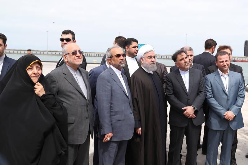 مجموع درآمد‌های ریالی نفتی ۵ ساله دولت حسن روحانی نزدیک به درآمد ۱۶ ساله دولت‌های احمدی‌نژاد و خاتمی است+ جدول و نمودار