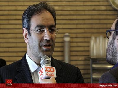 برای عرضه نفت خام مشکلاتی در گردش مالی آن و واریز به خزانه وجود دارد