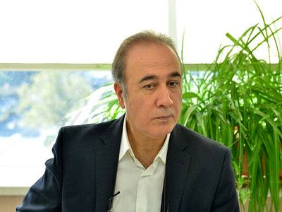 اگر کره از ما نفت نخرد، باید واردات محصولات "سامسونگ" و "ال جی" به ایران را ممنوع کنیم/ به راحتی می‌توانیم جای کره‌ای‌ها را در بازار لوازم الکترونیکی پر کنیم