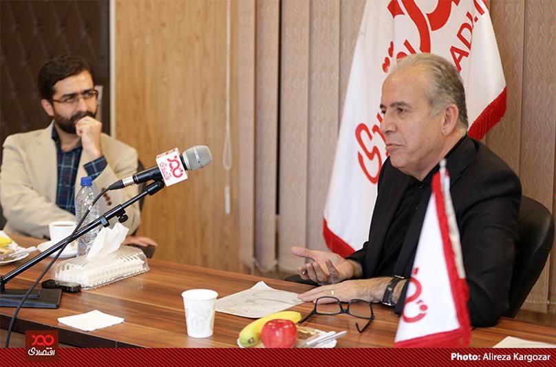 مکانیزمی برای نظارت بر بازار در بسته جدید بانک مرکزی وجود ندارد/ همتی تلویحا به اشتباه جهانگیری اعتراف کرد